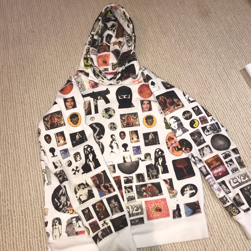 Supreme hoodie